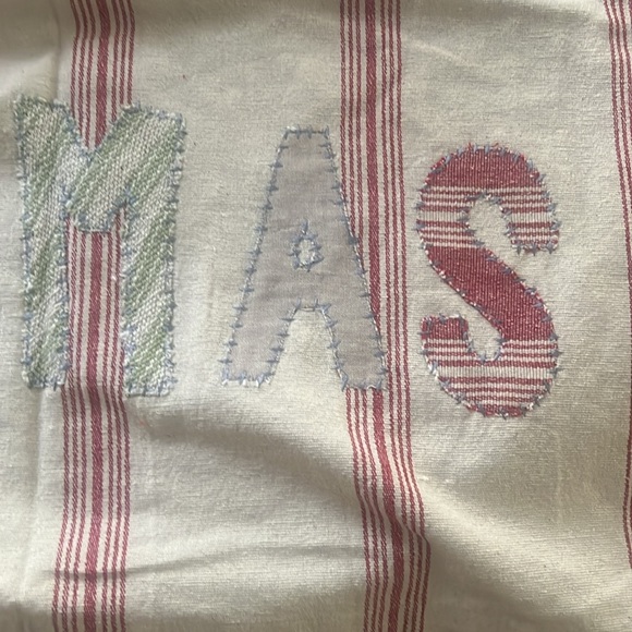 Mud Pie Merry Christmasustmas Vintage Style Table Runner - Picture 8 of 8